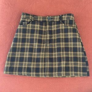 Forever 21 Gold and Black Plaid Skirt